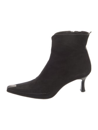 Couture Donald J Pliner Suede Boots