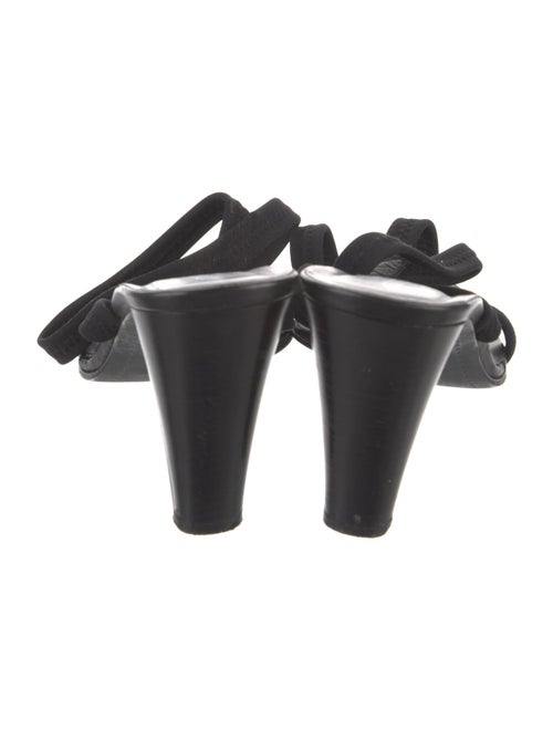 Couture Donald J Pliner Sandals