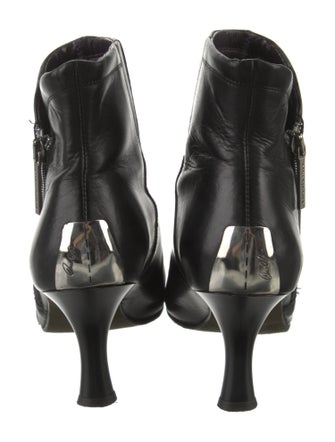 Couture Donald J Pliner Leather Boots