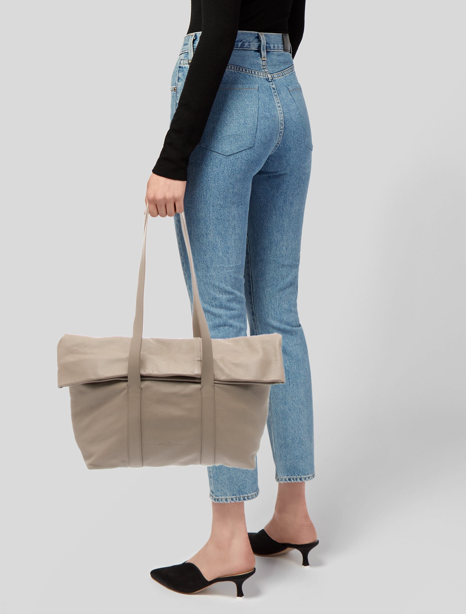 Cortana Leather Tote