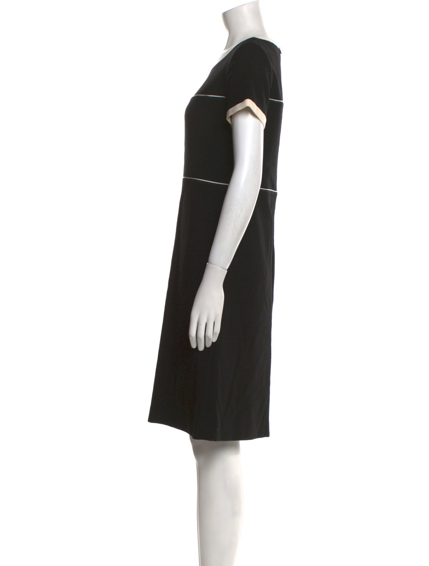 Courrèges Bateau Neckline Knee-Length Dress