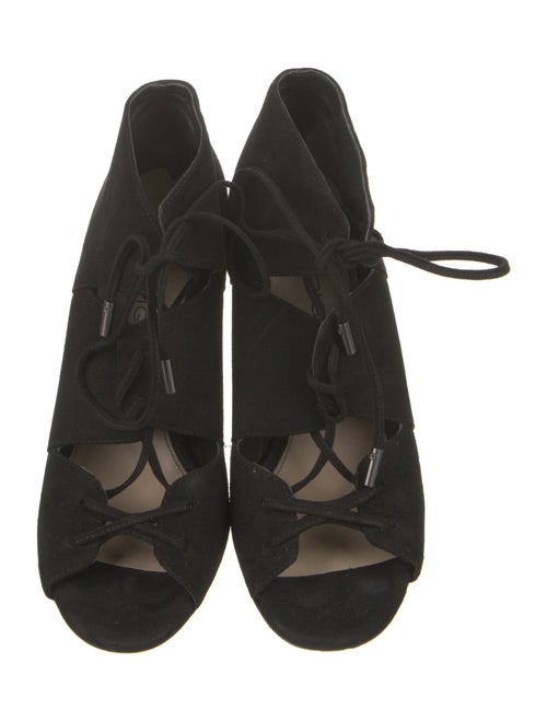 Colombo Via Della Spiga Suede Pumps