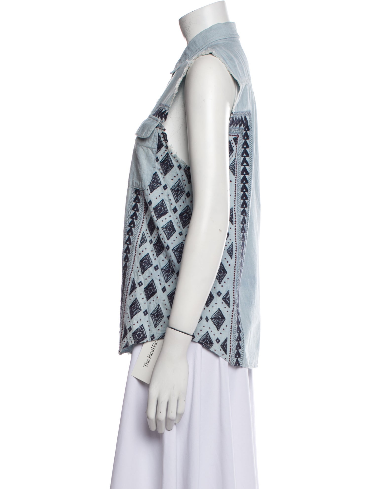 Coast-Wide Sleeveless Button-Up Top