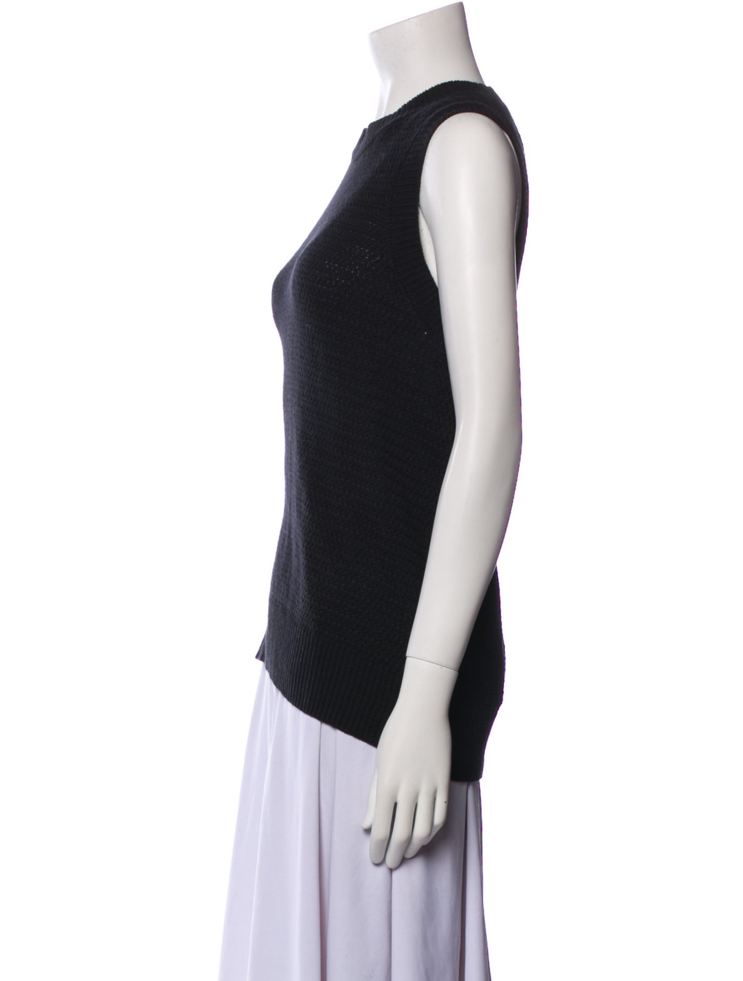 C.T. plage Crew Neck Sleeveless Top