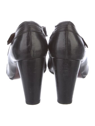 Chie Mihara Leather T-Strap Pumps