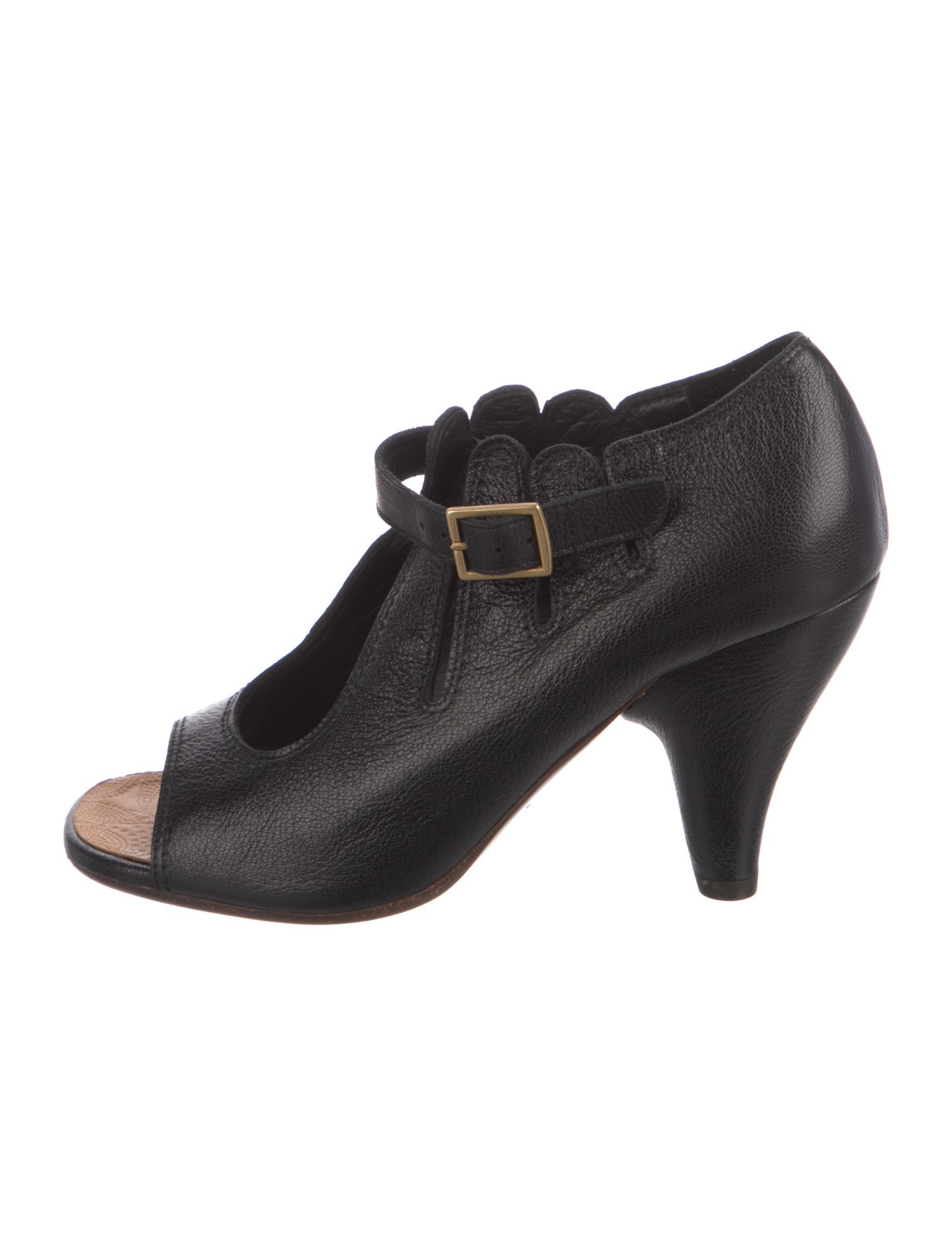 Chie Mihara Leather Cutout Accent Pumps