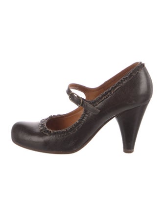 Chie Mihara Leather Pumps