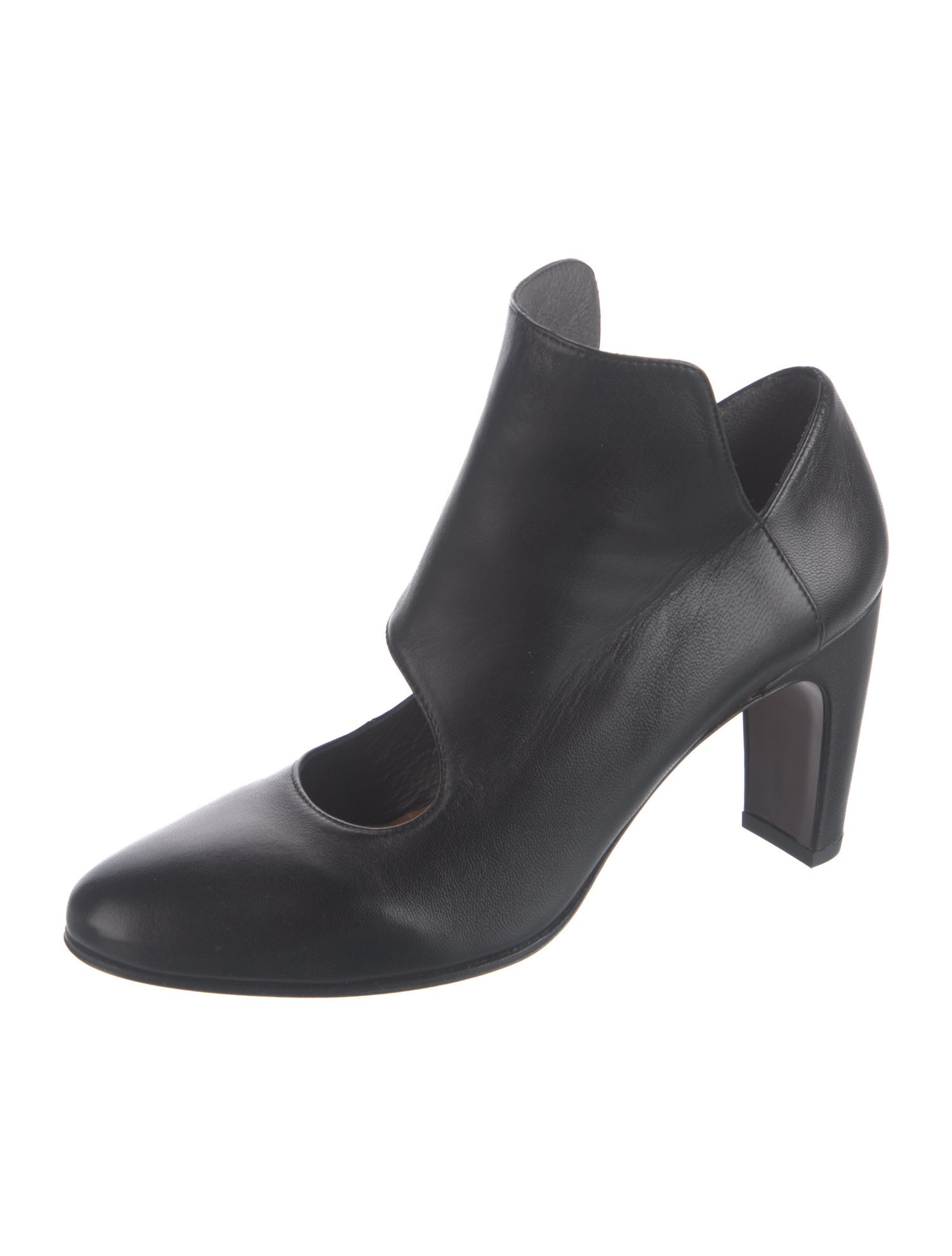 Chie Mihara Leather Pumps