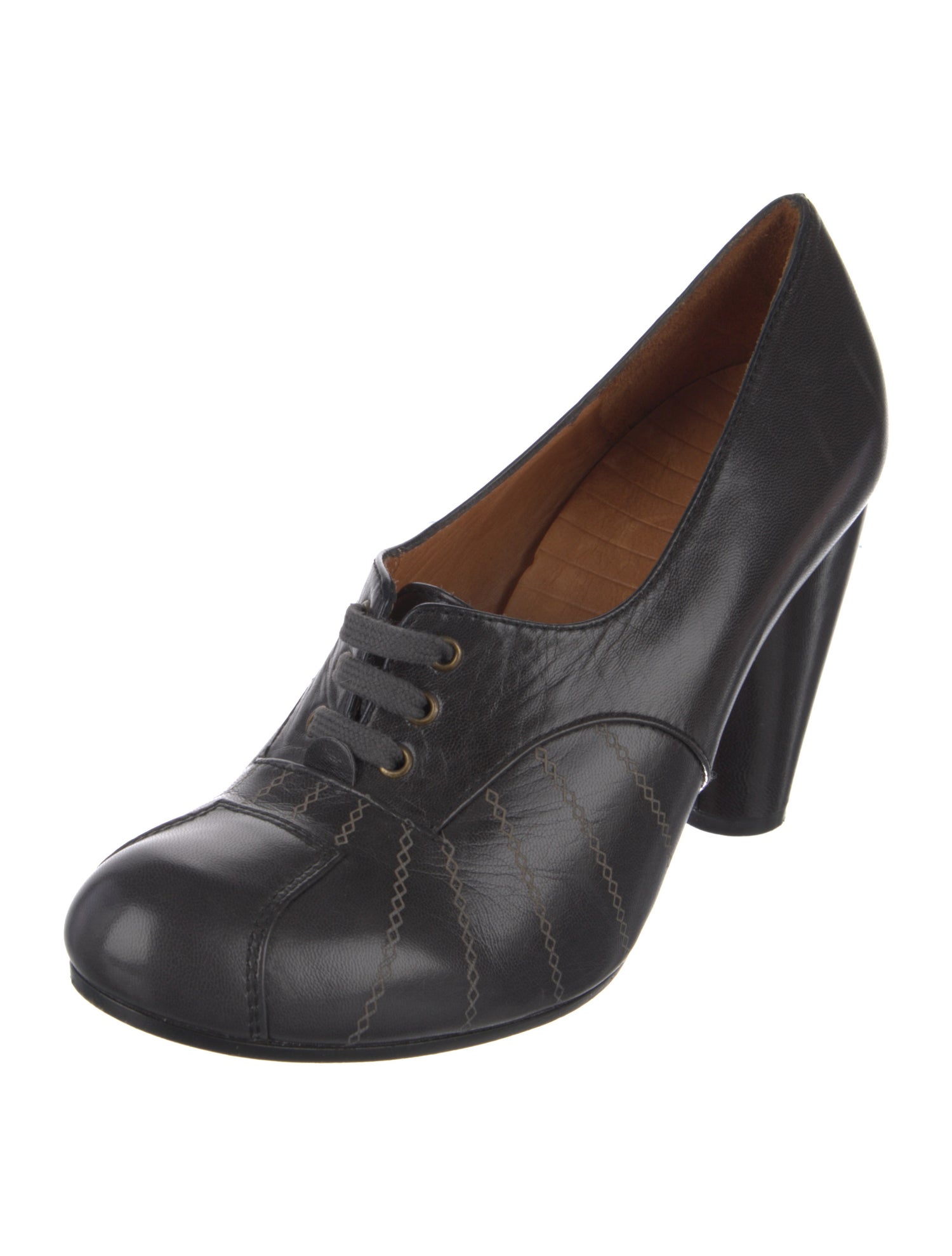 Chie Mihara Leather Pumps