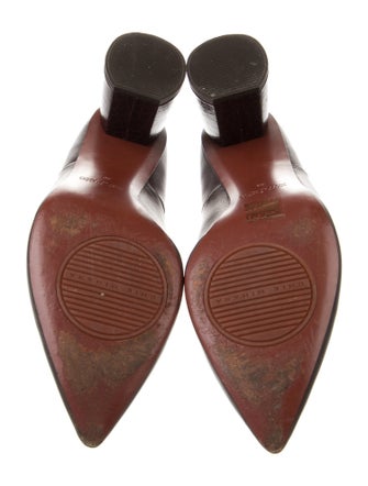 Chie Mihara Leather Pumps