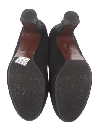 Chie Mihara Suede Pumps