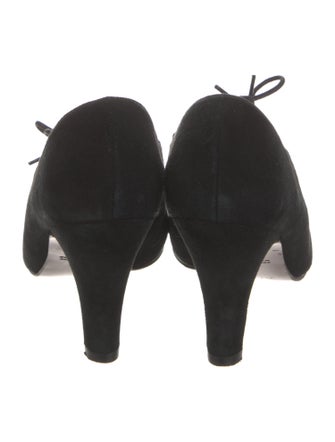 Chie Mihara Suede Pumps