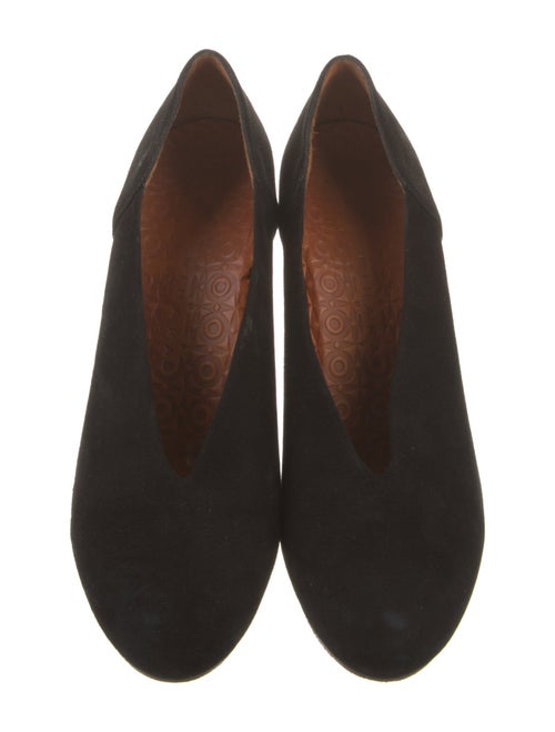 Chie Mihara Suede Pumps