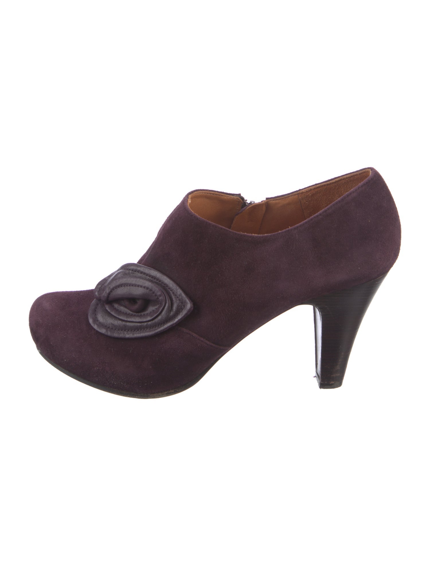 Chie Mihara Suede Leather Trim Embellishment Pumps