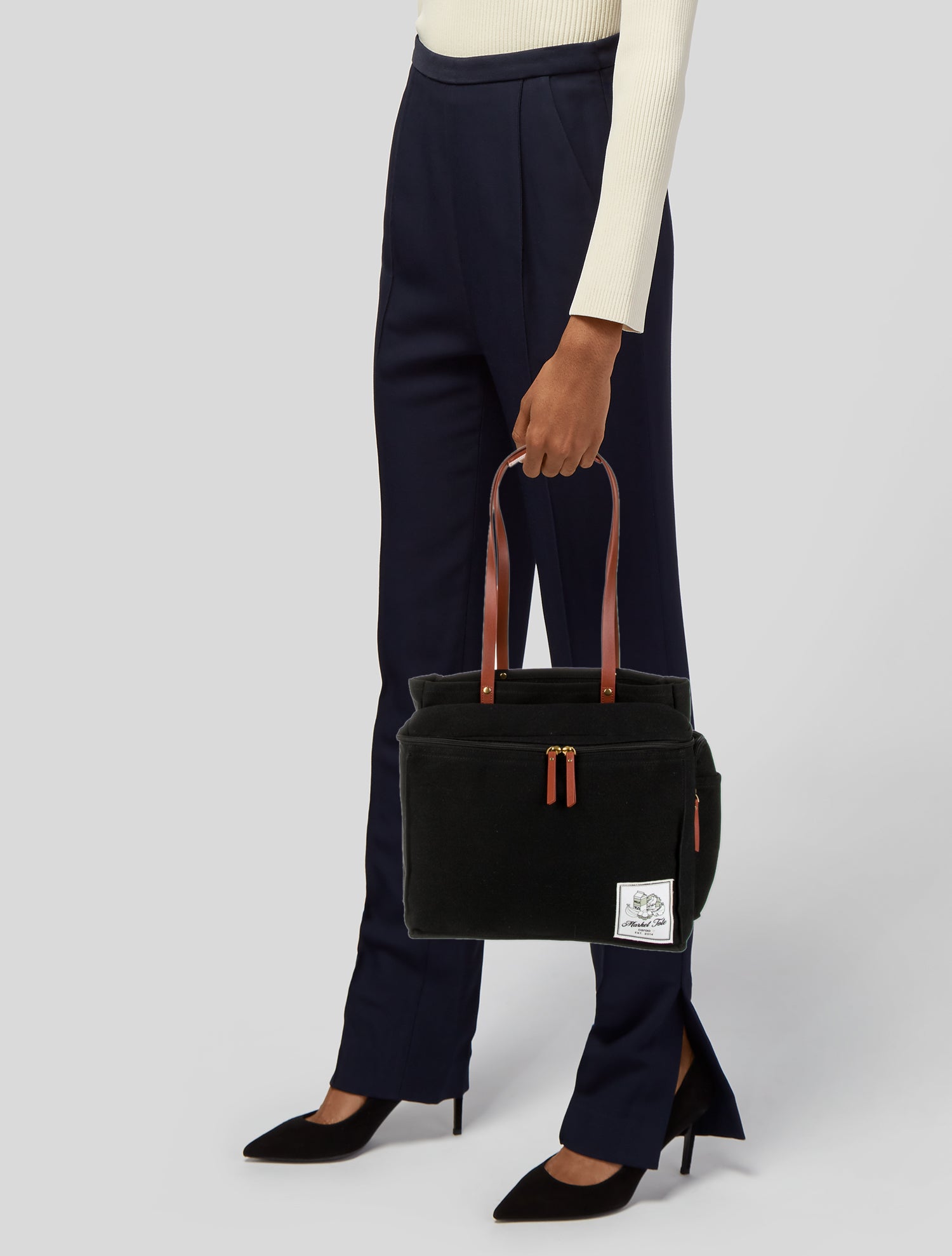 Caraa Canvas Messenger Bag