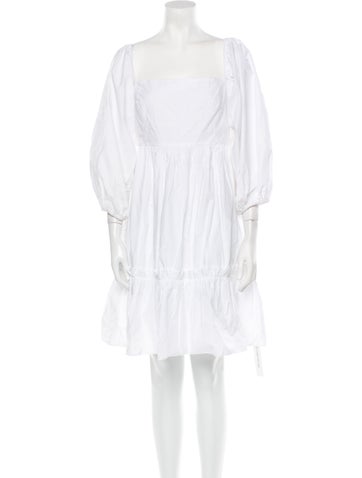 Cara Dresses Square Neckline Knee-Length Dress XL