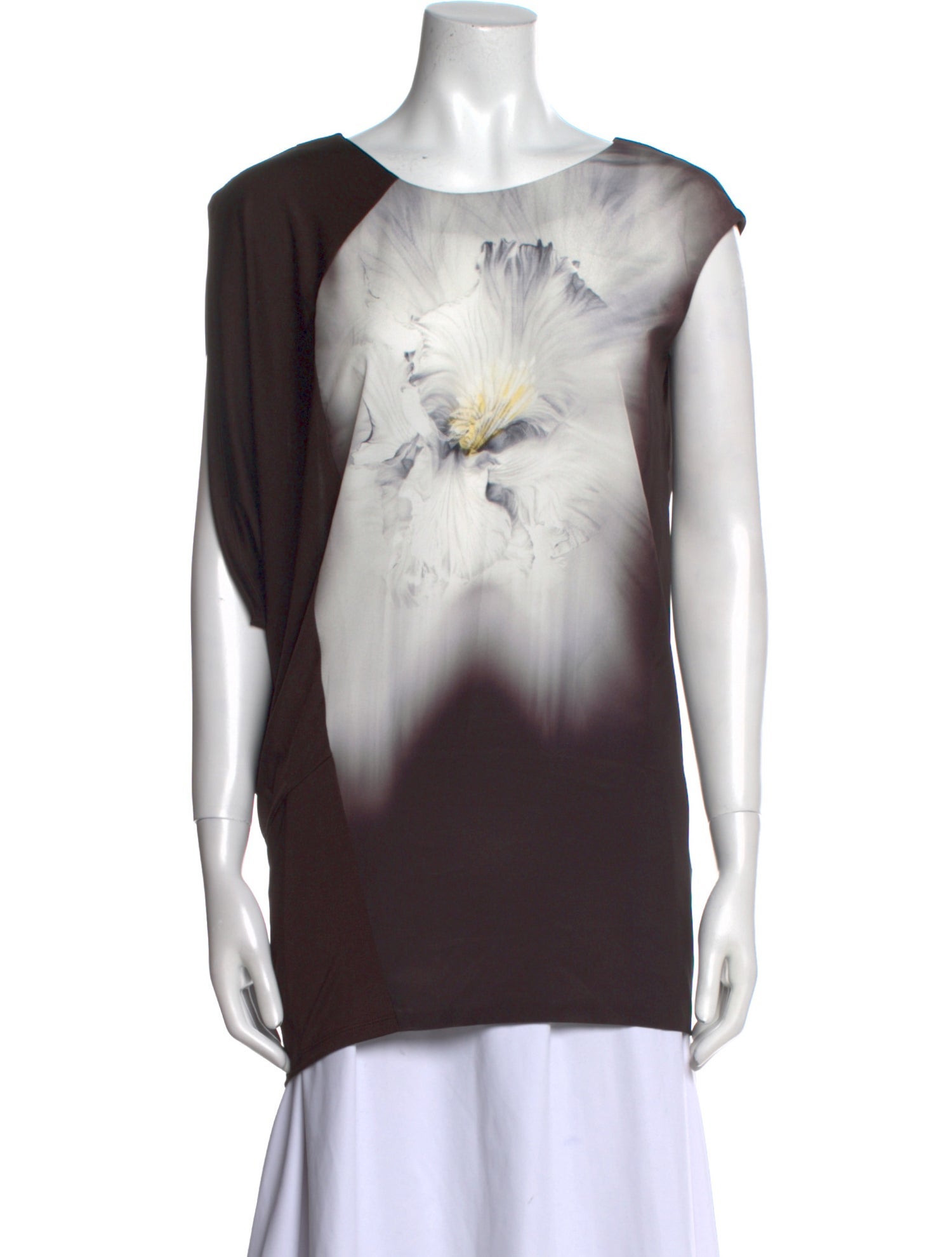 Cara Cara Graphic Print Scoop Neck Top