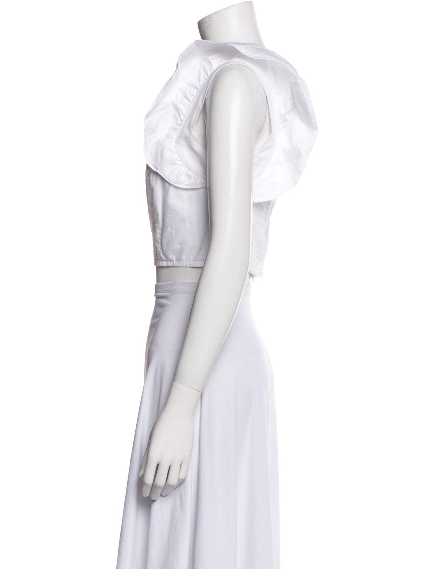 Cara Cara Square Neckline Sleeveless Crop Top