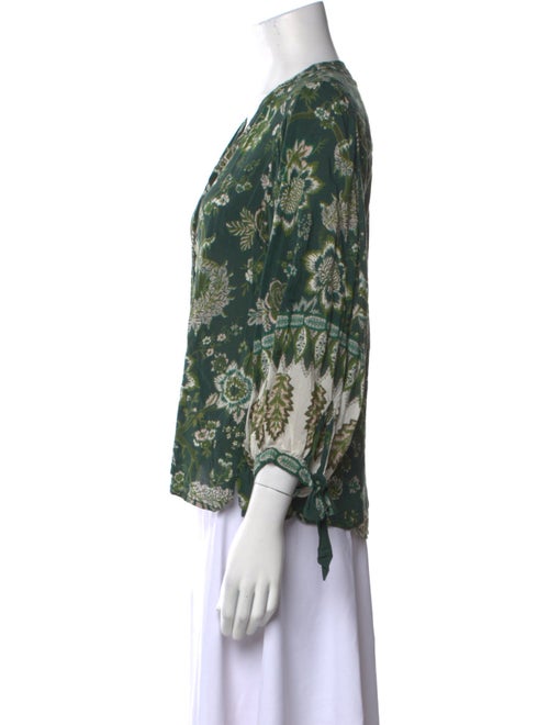 Cara Cara Floral Print V-Neck Blouse