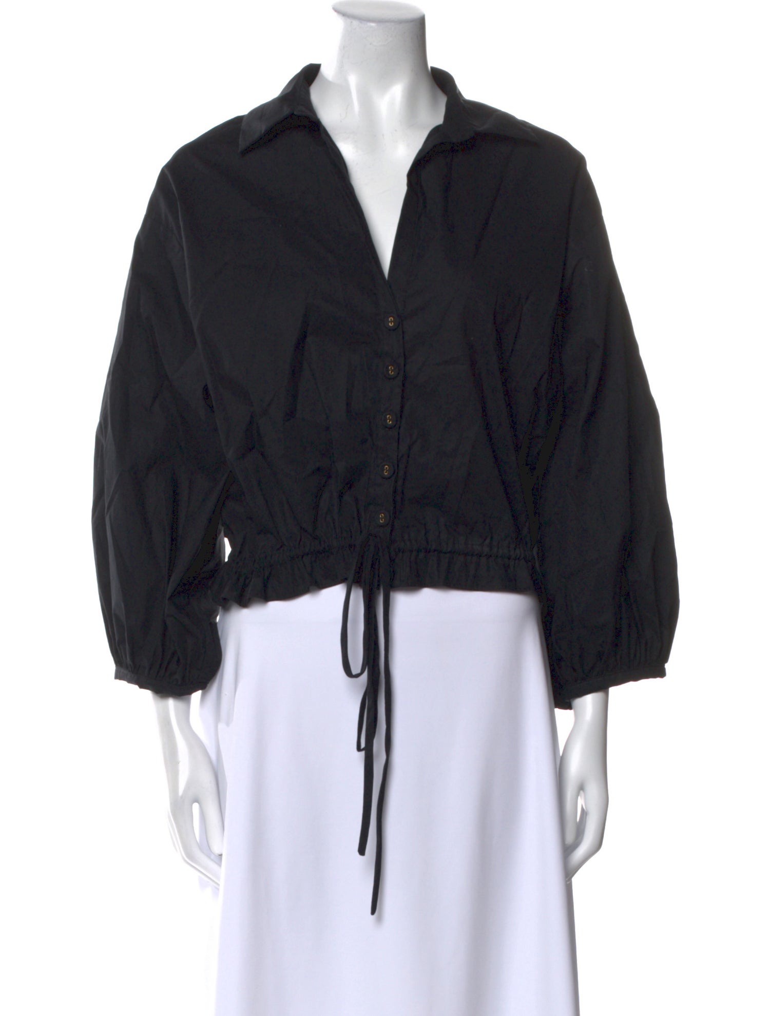 Cara Cara V-Neck Three-Quarter Sleeve Crop Top