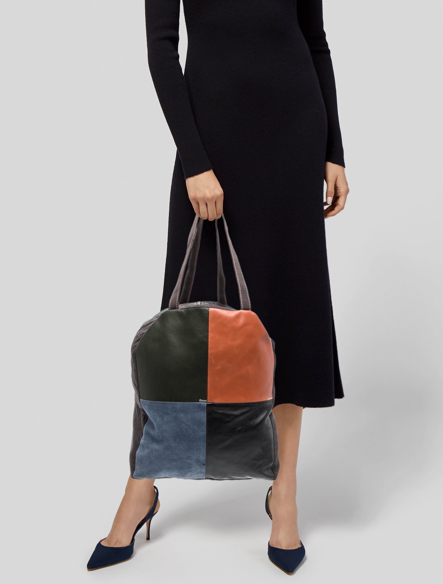 Carmina Leather Messenger Bag