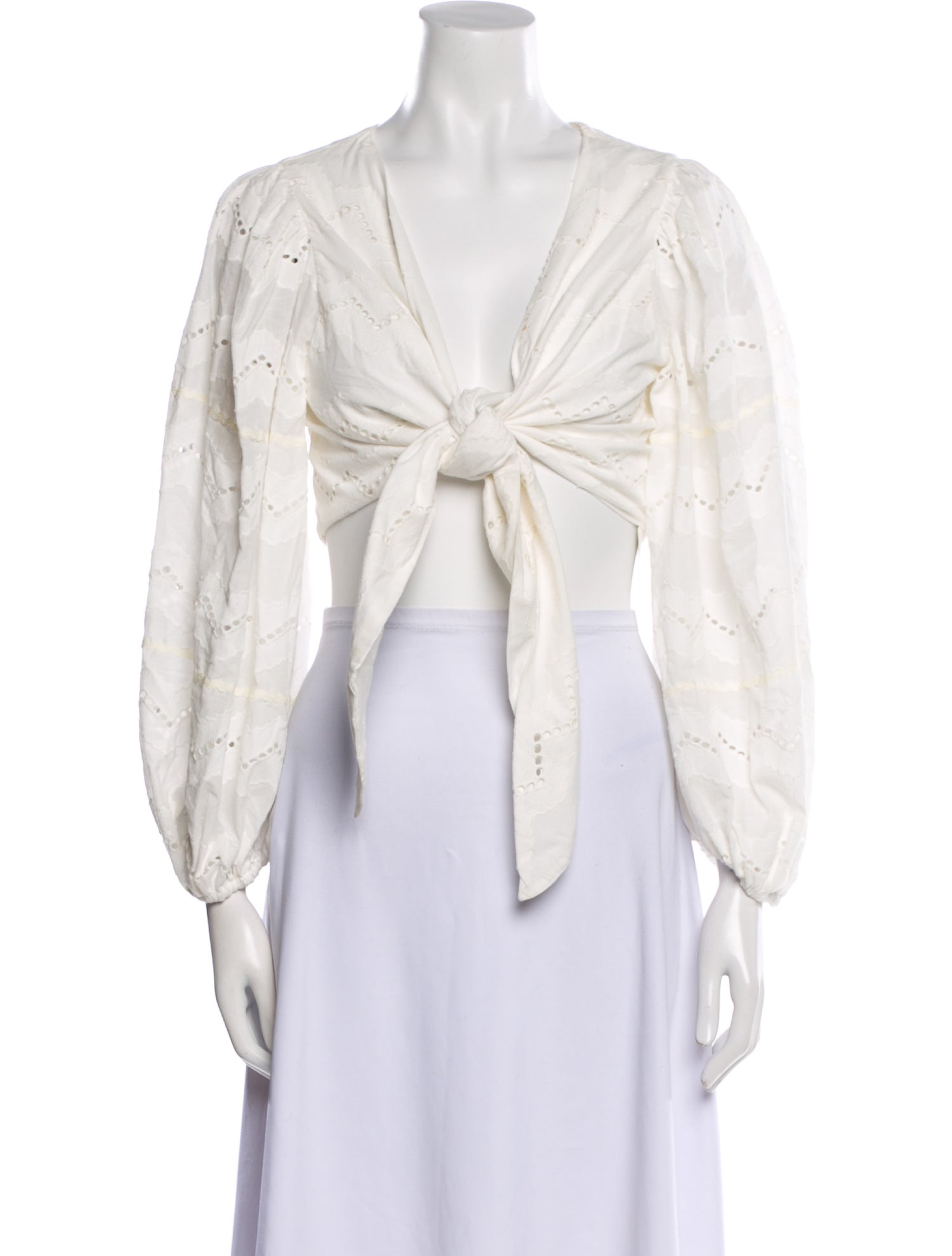 Charina Sarte V-Neck Three-Quarter Sleeve Crop Top