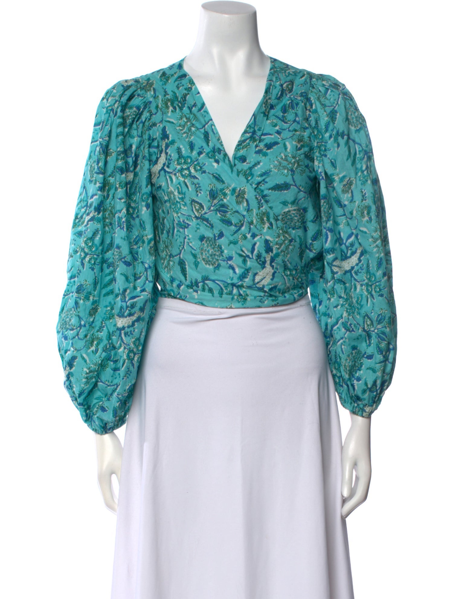 Charina Sarte Floral Print V-Neck Crop Top