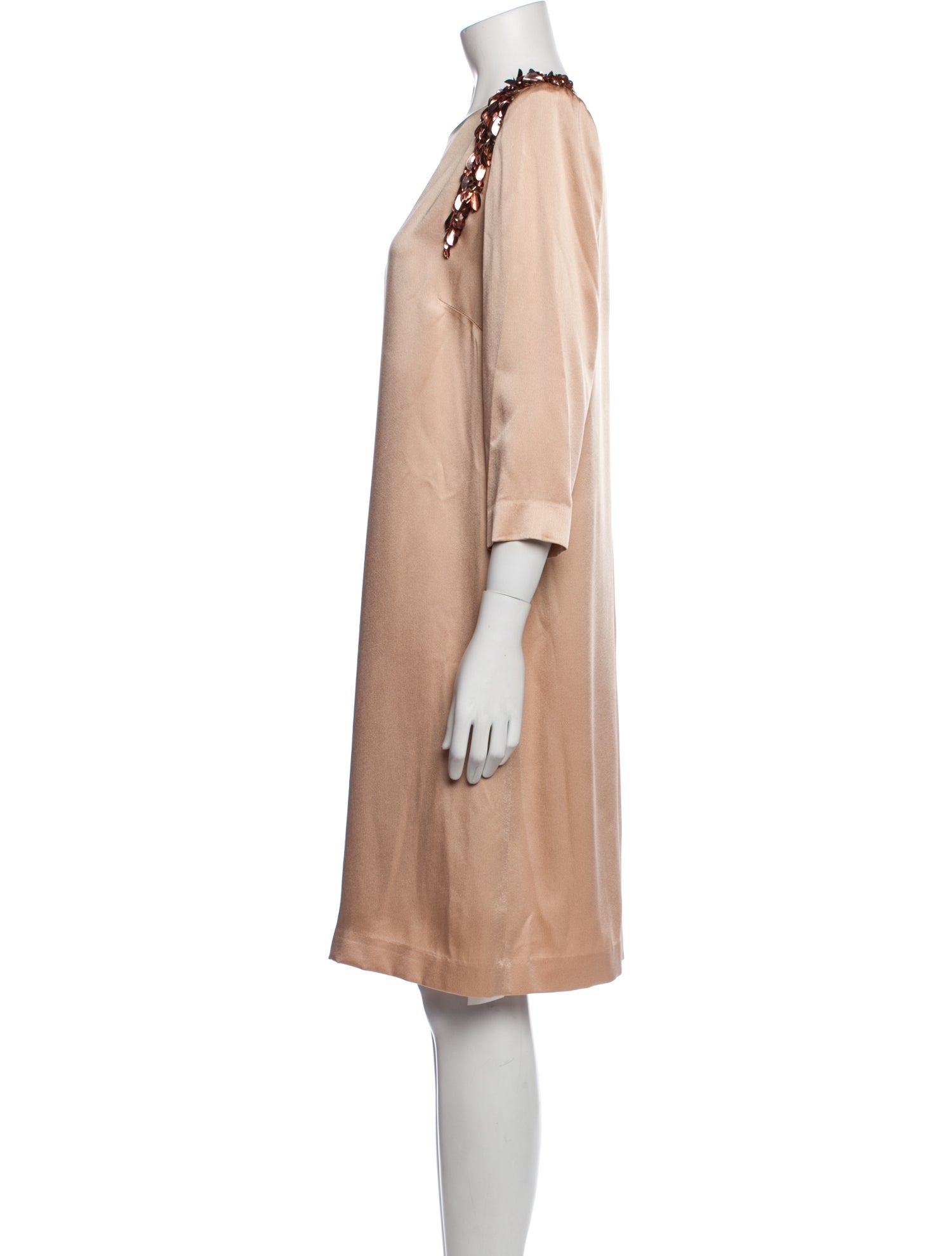 Clips Bateau Neckline Knee-Length Dress