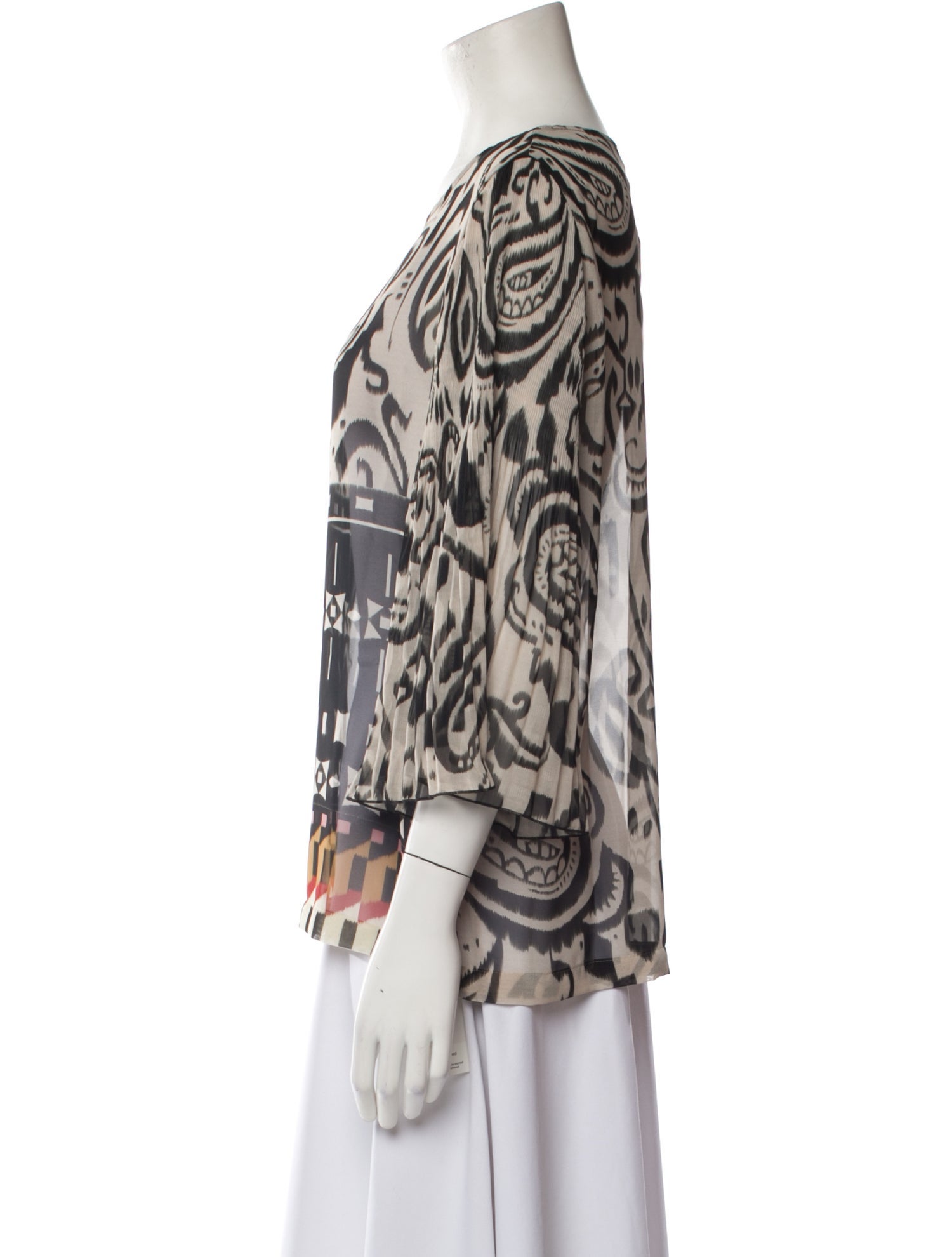 Clips Printed Scoop Neck Blouse w/ Tags