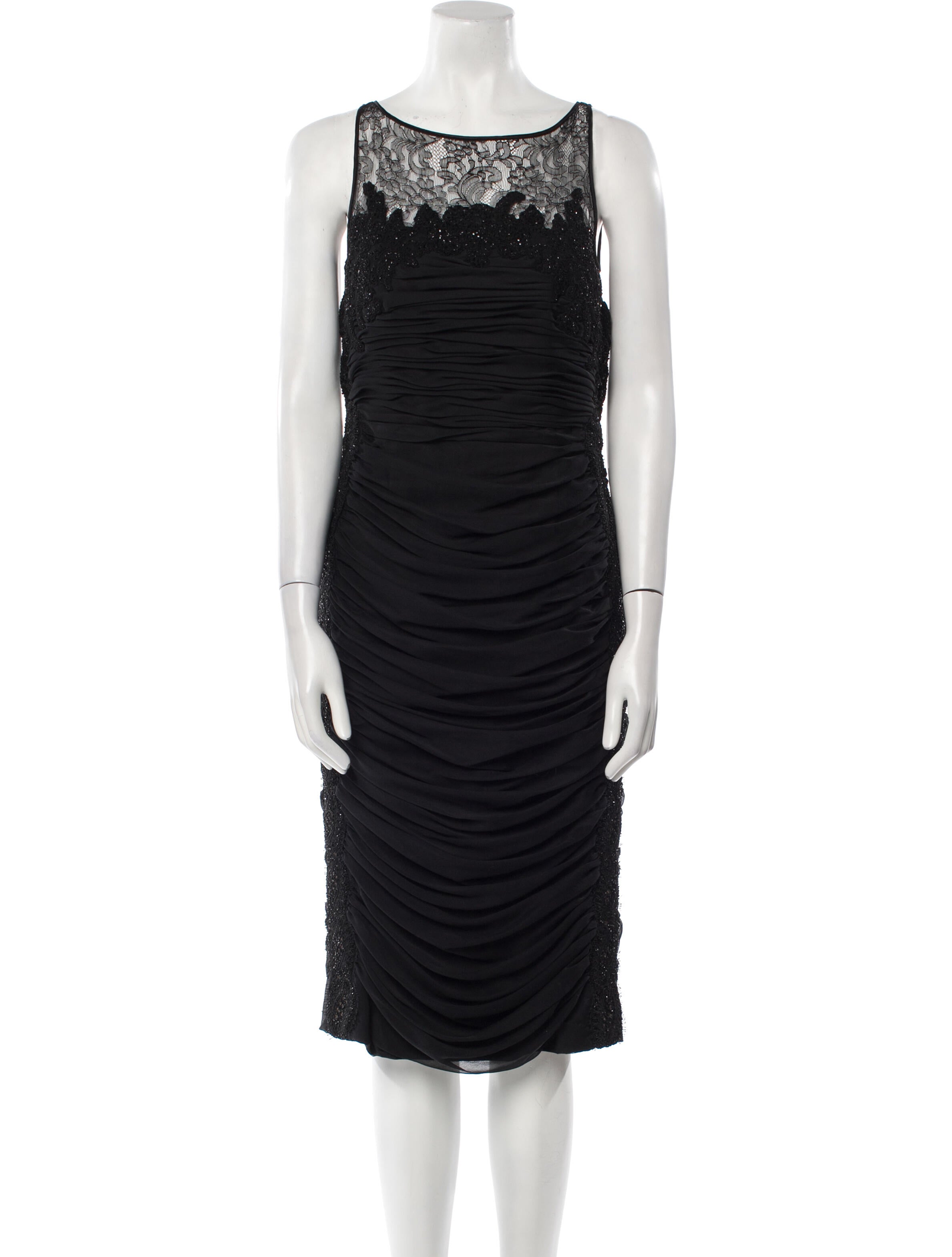 Carmen Sol Bateau Neckline Midi Length Dress