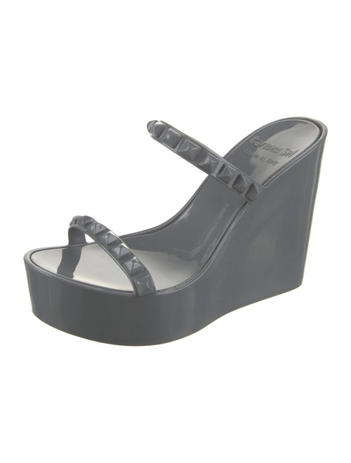 Carmen Sol Rubber Studded Accents Slides