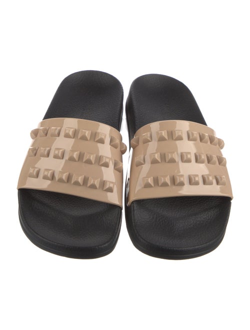 Carmen Sol Rubber Studded Accents Slides