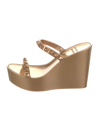 Carmen Sol Rubber Studded Accents Slides