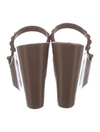 Carmen Sol Rubber Studded Accents Slides