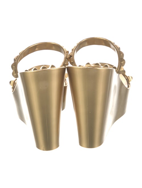 Carmen Sol Rubber Studded Accents Slides