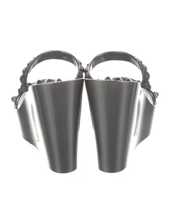 Carmen Sol Studded Accents Slides