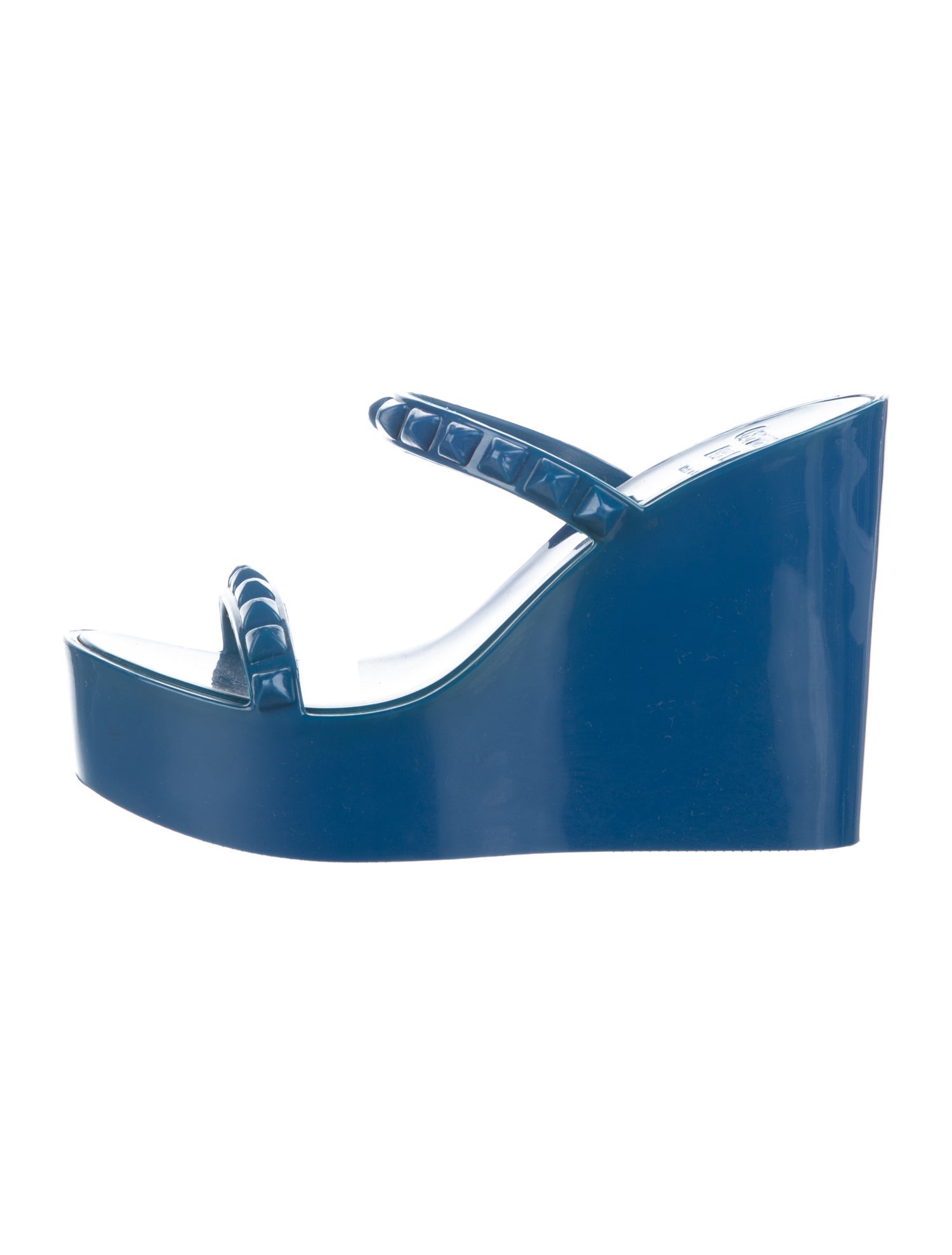 Carmen Sol Rubber Studded Accents Sandals