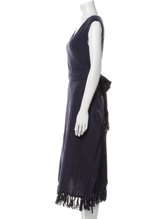 Cupcakes and Cashmere V-Neck Midi Length Dress