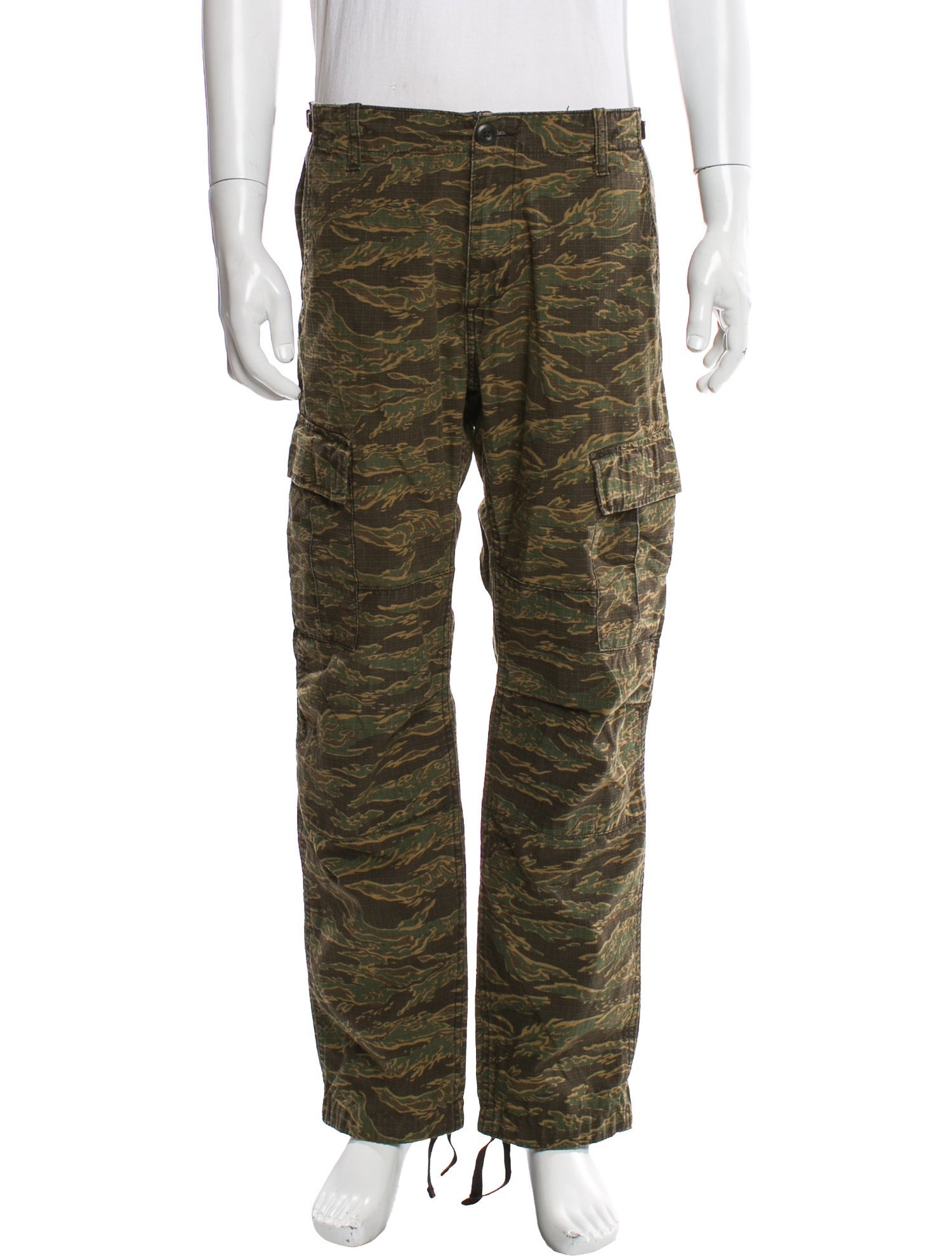 Carhartt Work in Progress Camouflage Print Cargo Pants