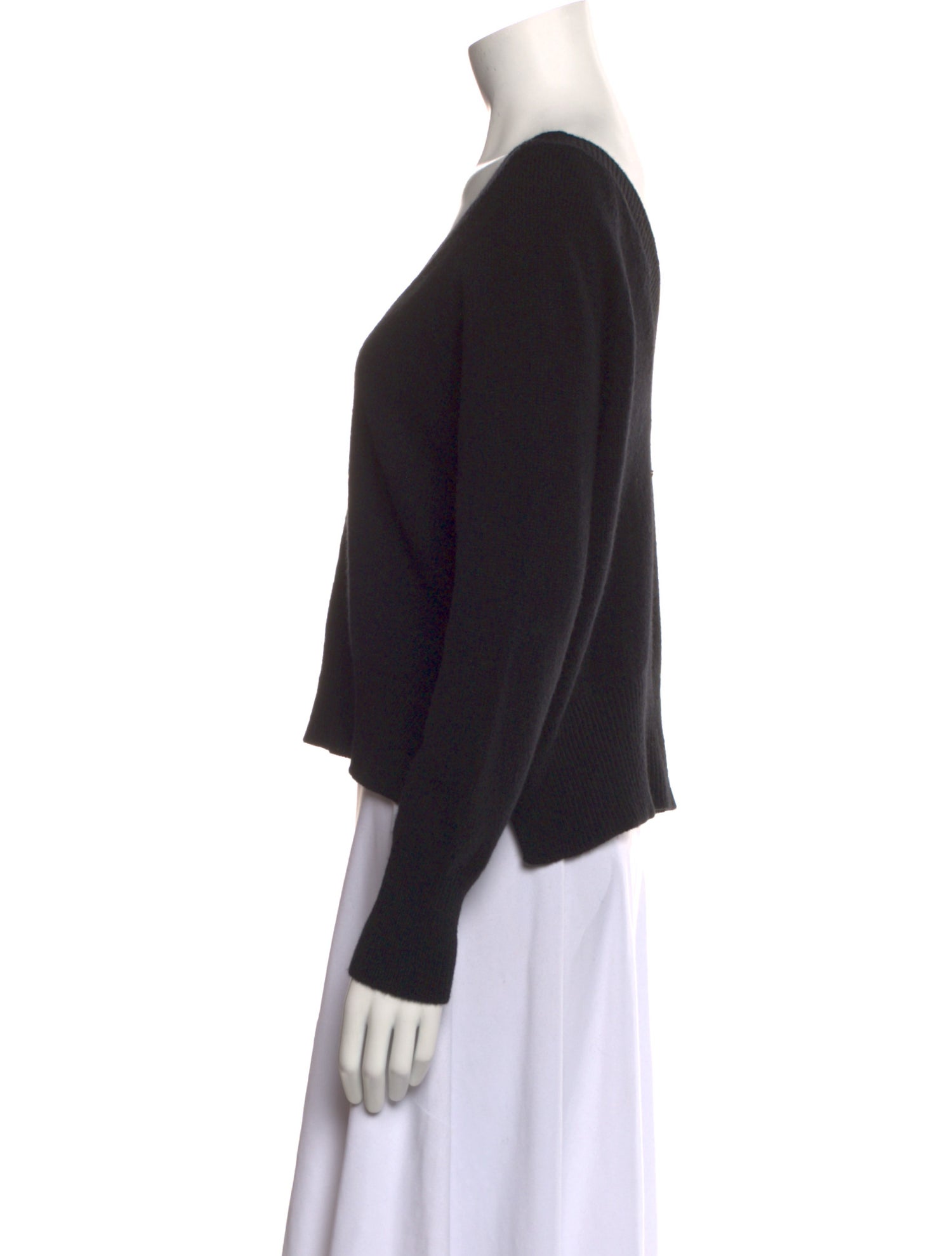 Cuyana Cashmere V-Neck Sweater