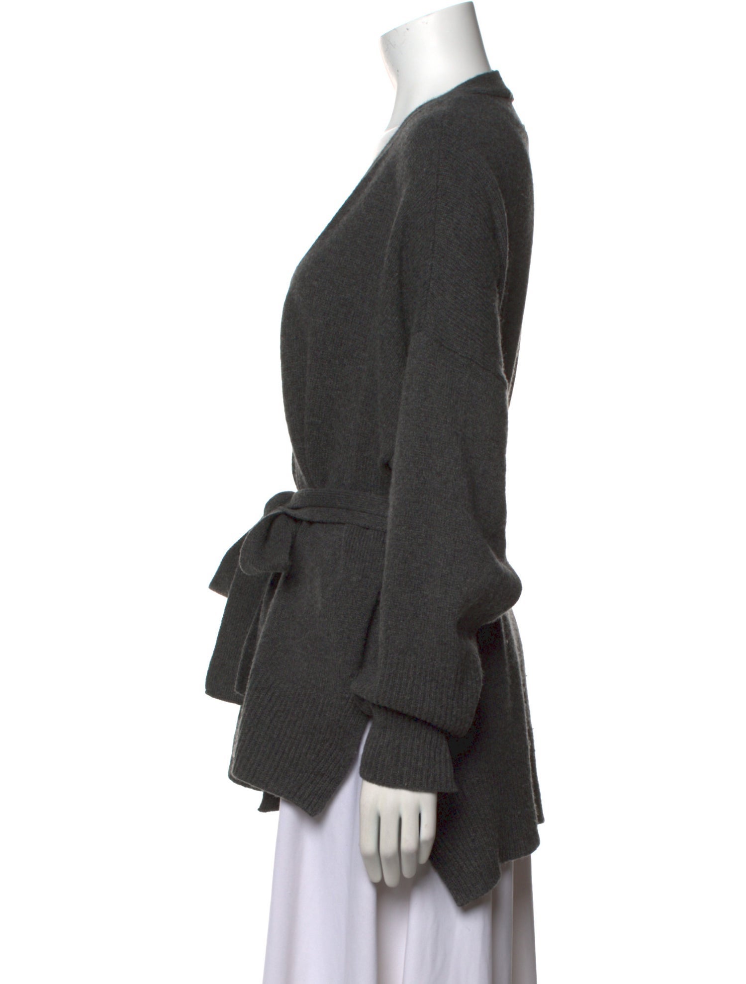 Cuyana Cashmere V-Neck Sweater