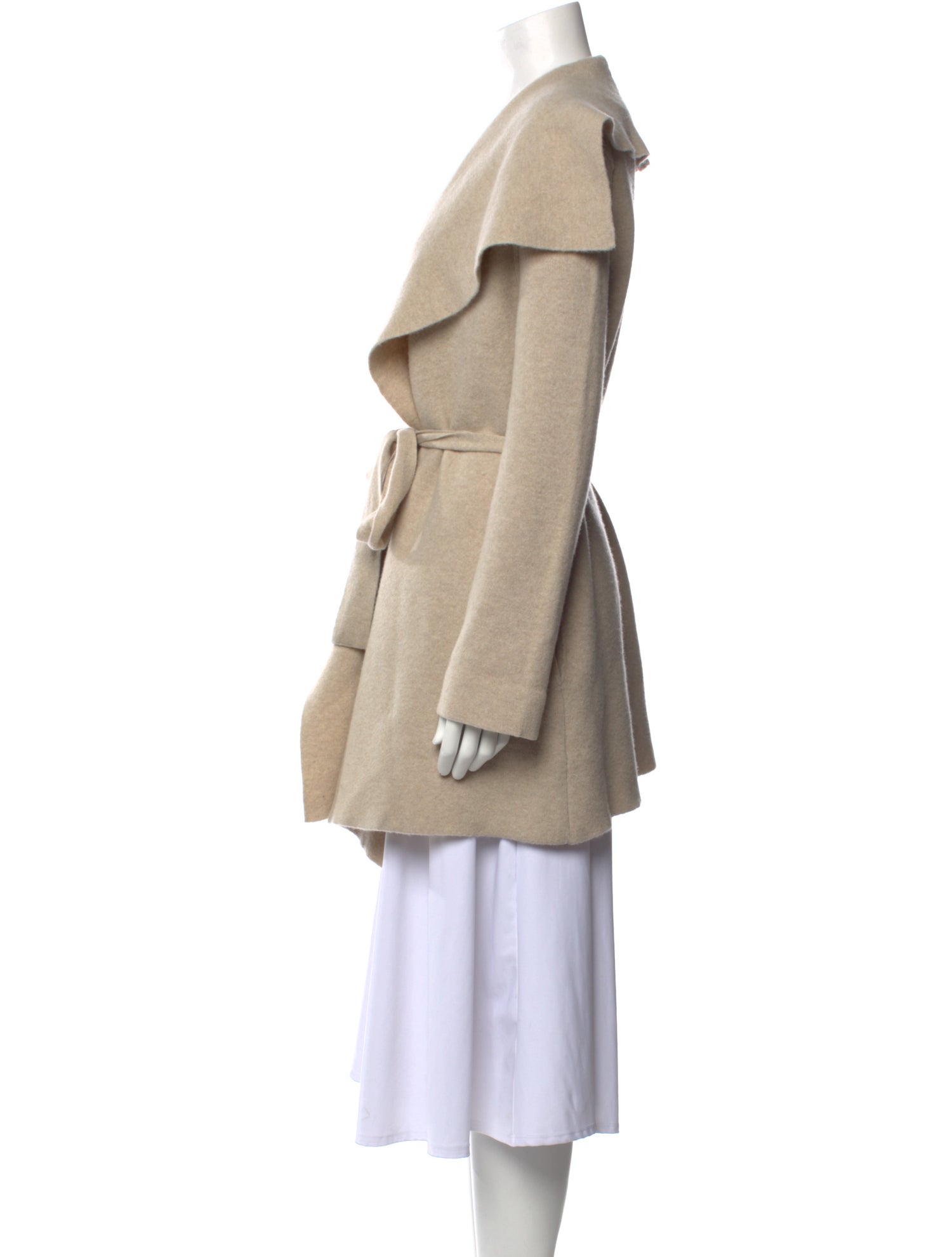 Cuyana Virgin Wool V-Neck Sweater