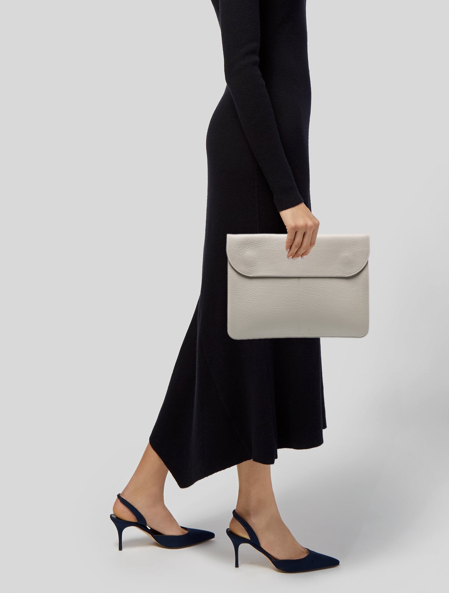 Cuyana Leather Portfolio