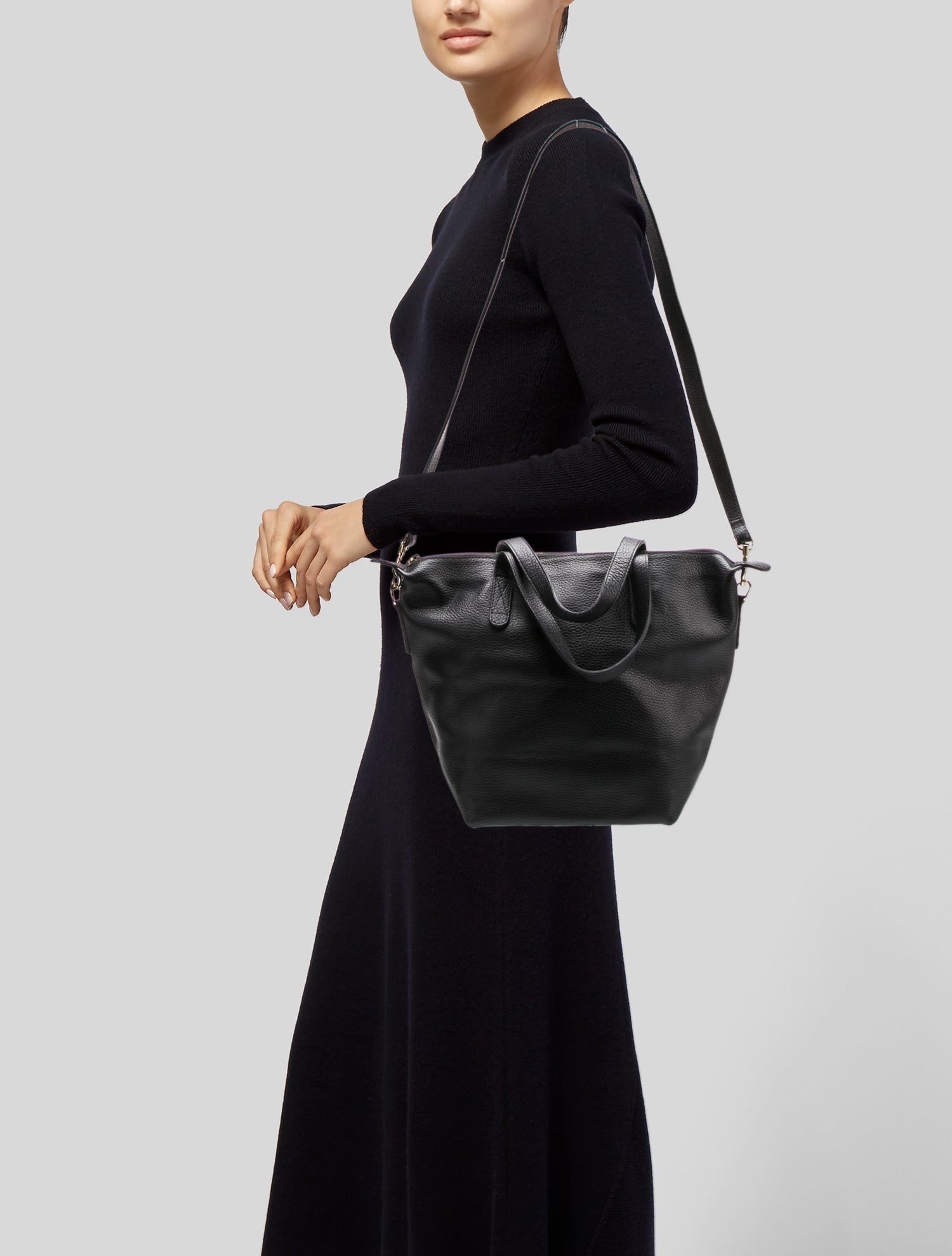 Cuyana Leather Messenger Bag