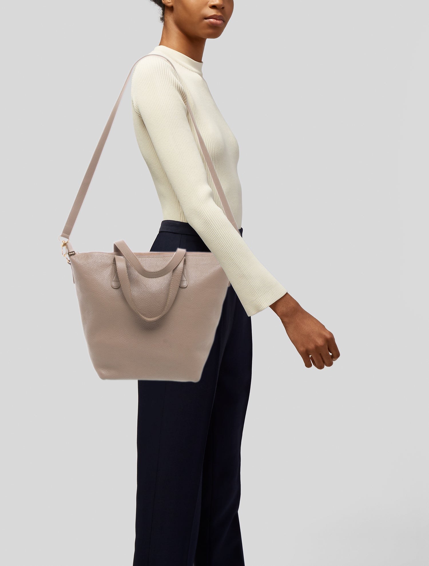 Cuyana Leather Top Handle Bag