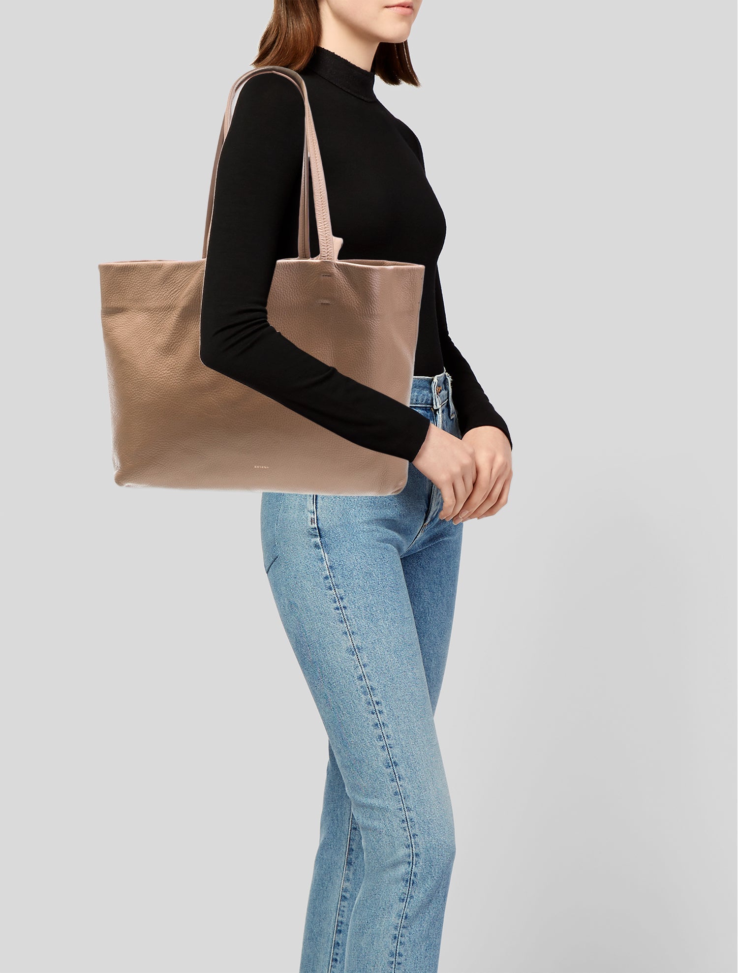 Cuyana Leather Tote