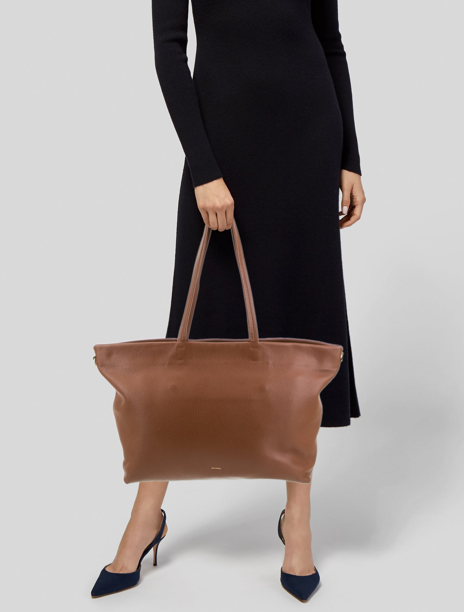 Cuyana Leather Tote