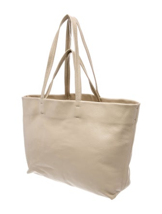 Cuyana Leather Classic Easy