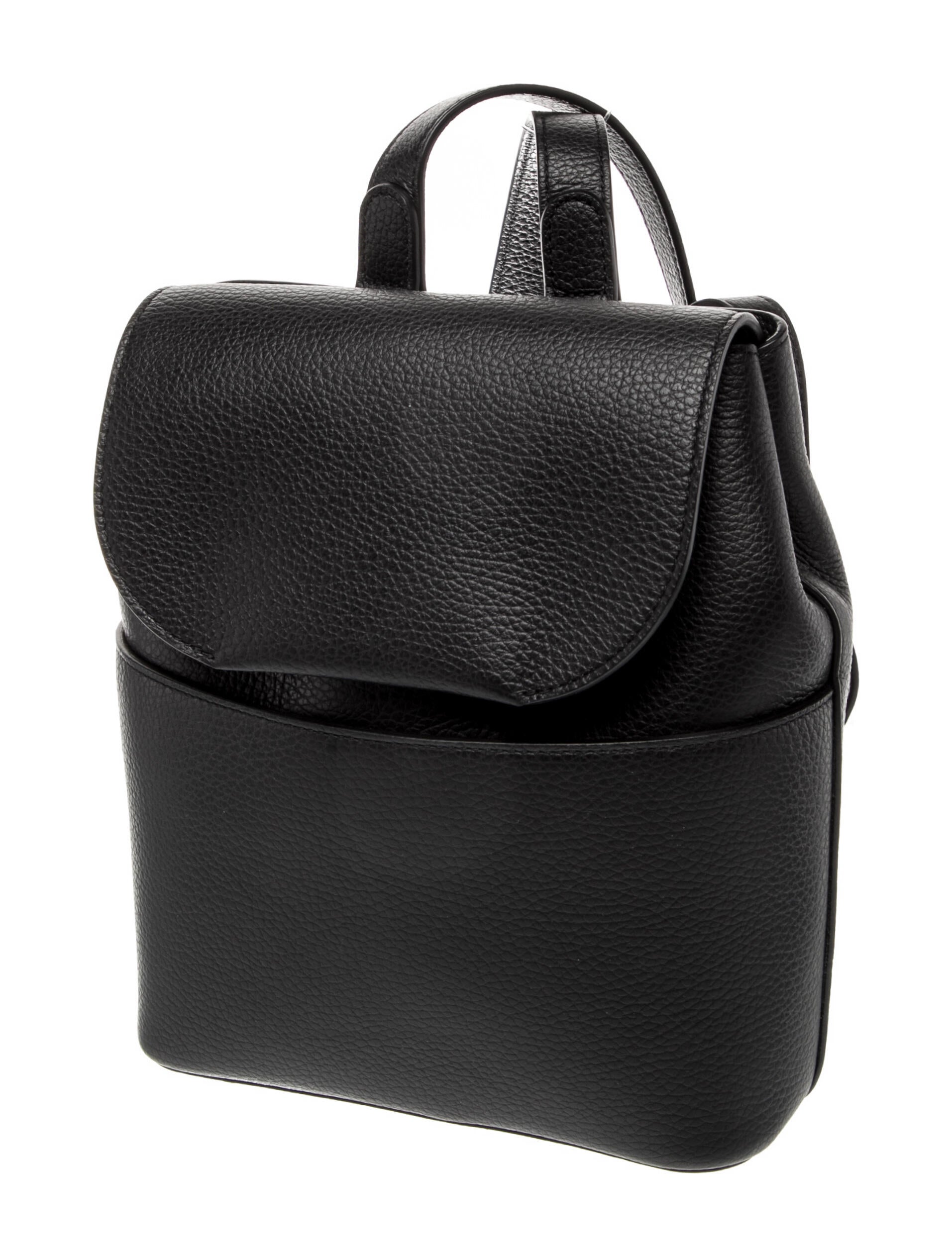 Cuyana Leather Backpack