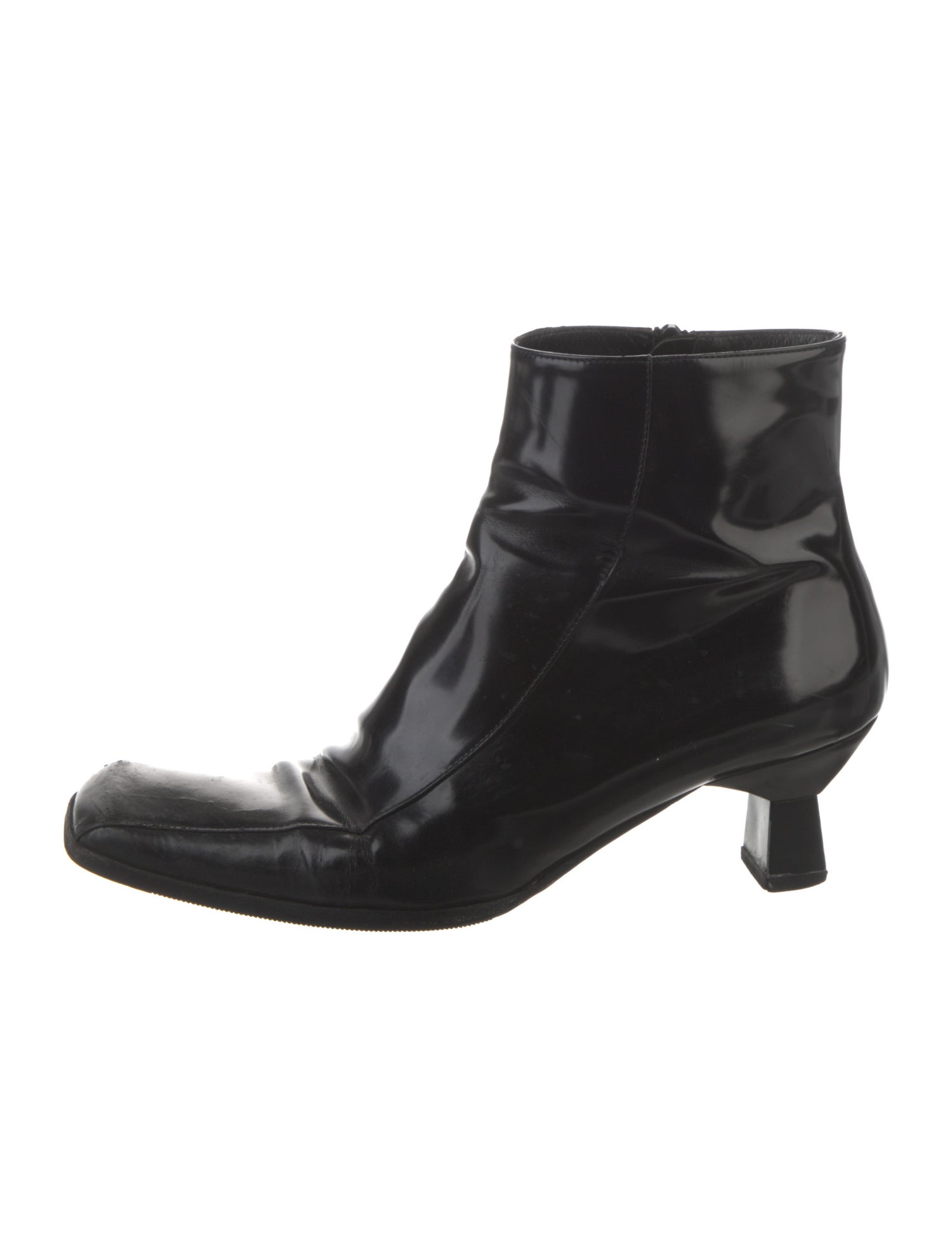 Cuyana Patent Leather Boots